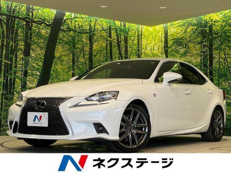 LEXUS IS