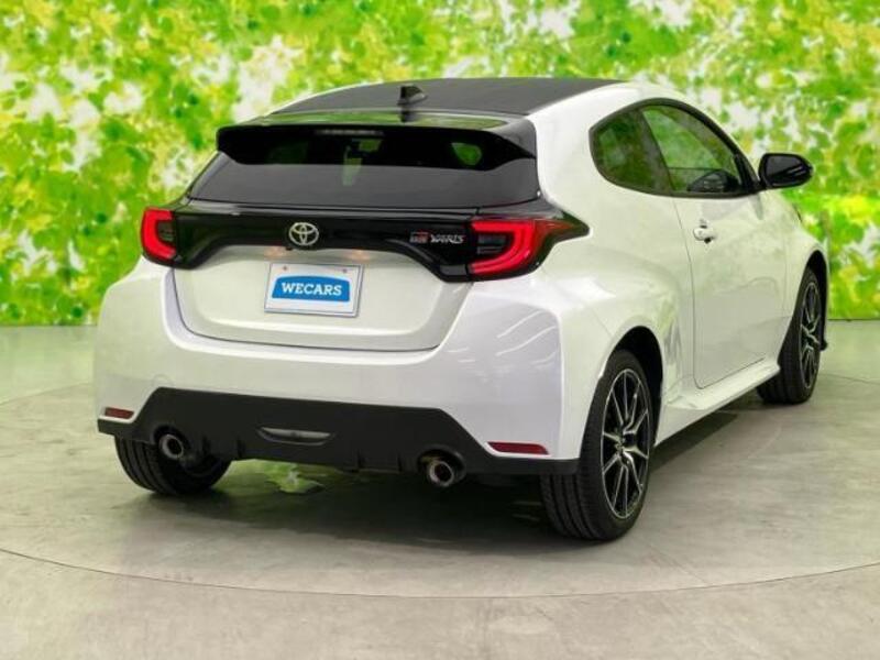 GR YARIS