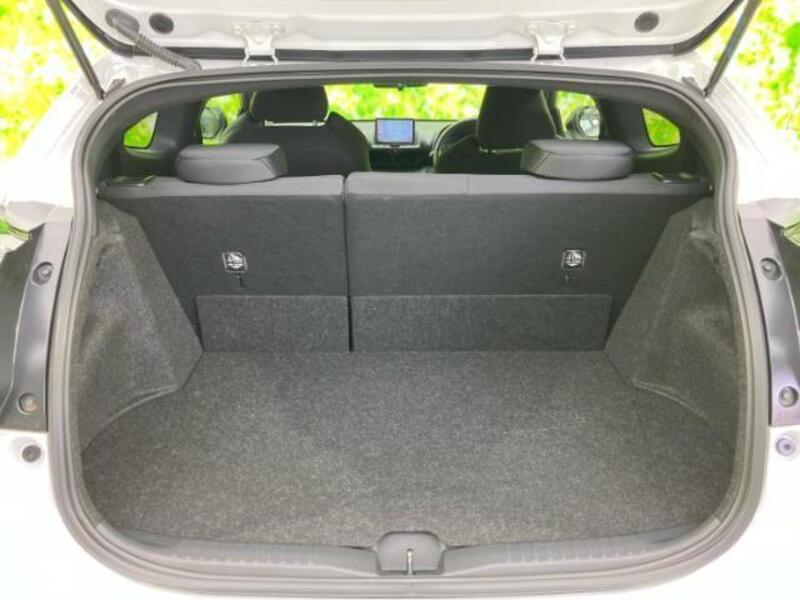 GR YARIS