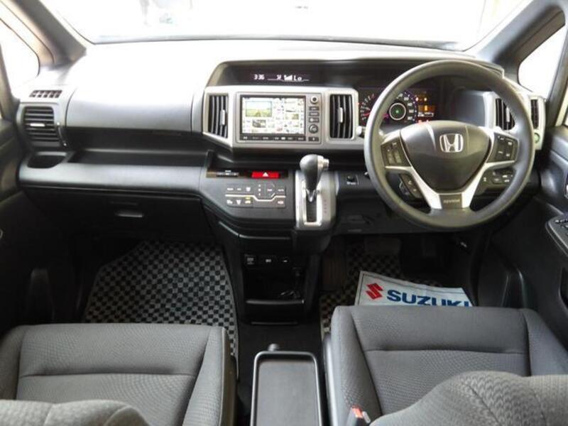 STEPWAGON SPADA