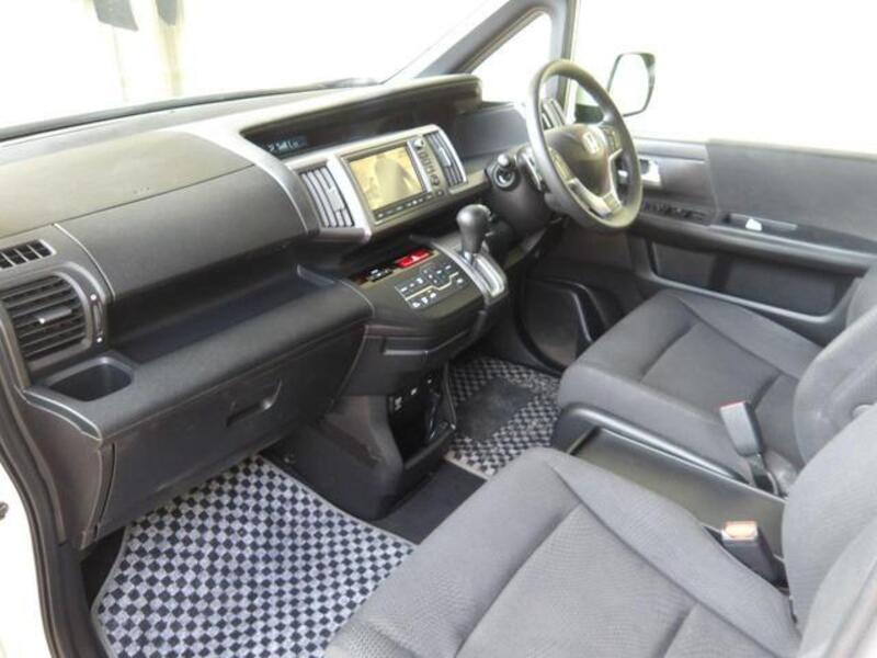 STEPWAGON SPADA