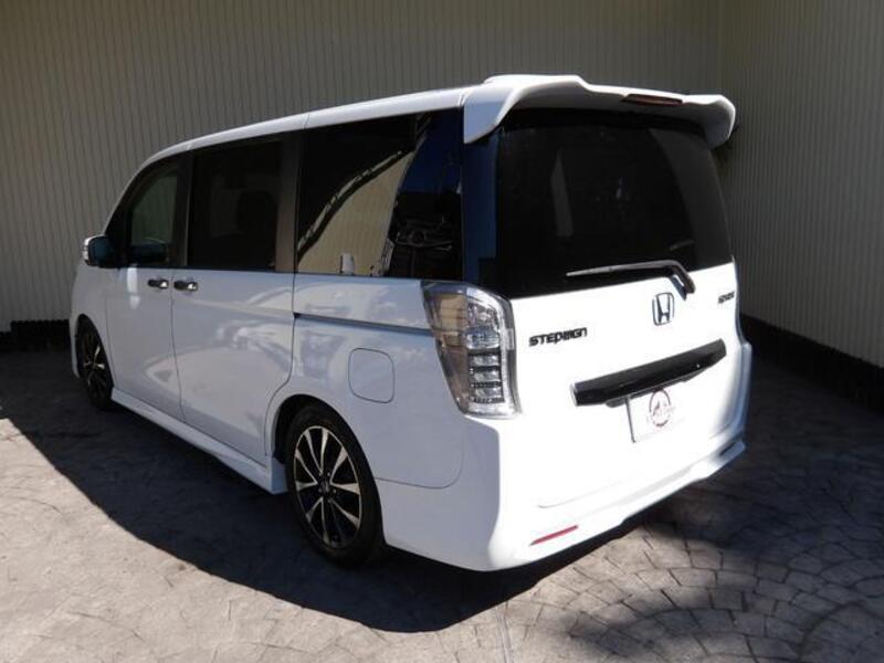 STEPWAGON SPADA