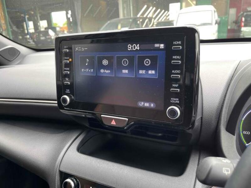 YARIS CROSS