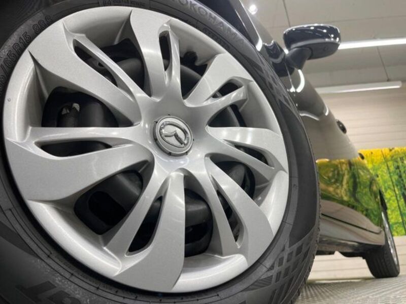 MAZDA2