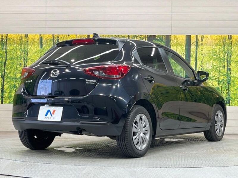 MAZDA2