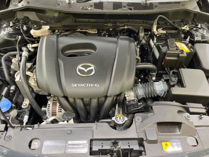 MAZDA2