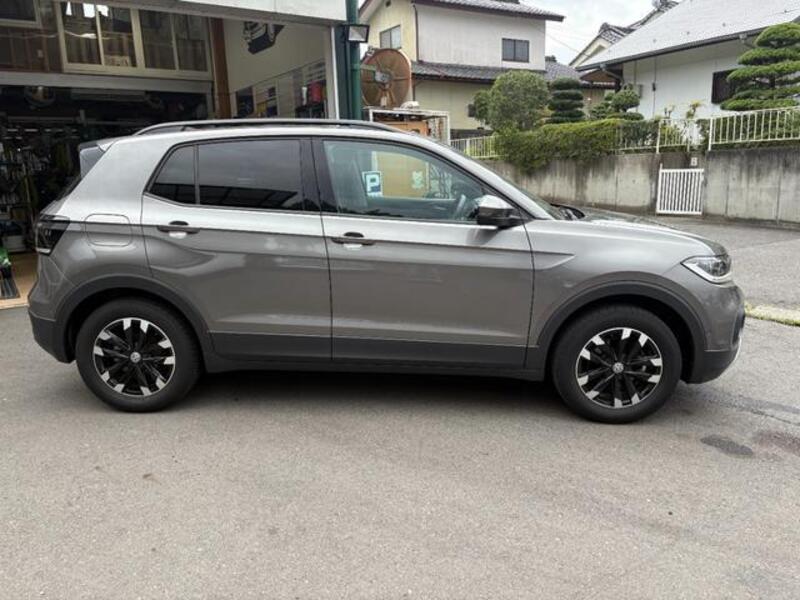 T CROSS