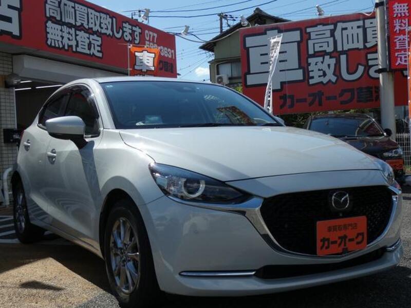 MAZDA2