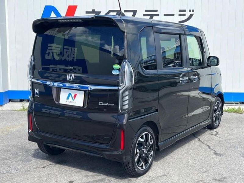 N BOX CUSTOM