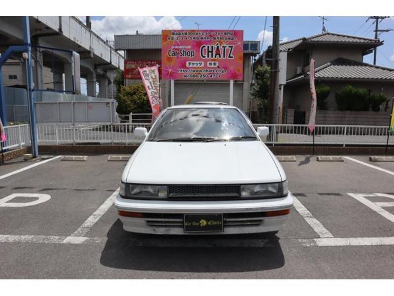 COROLLA LEVIN