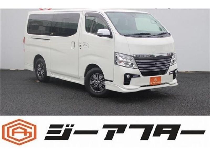 NV350 CARAVAN-0