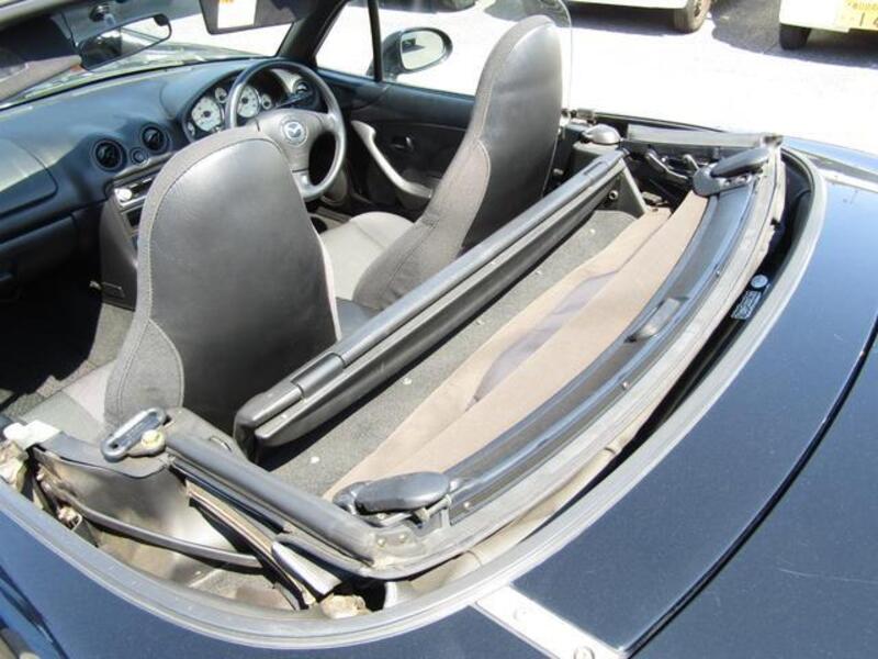 ROADSTER