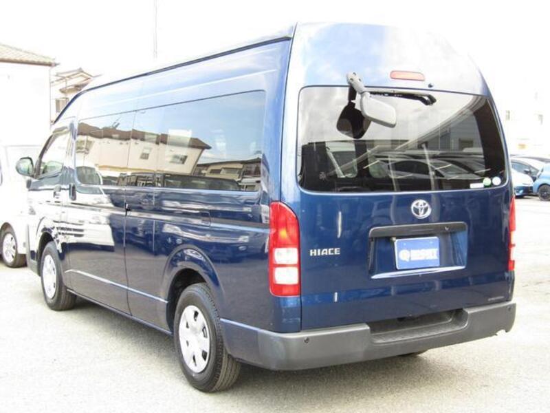 HIACE VAN