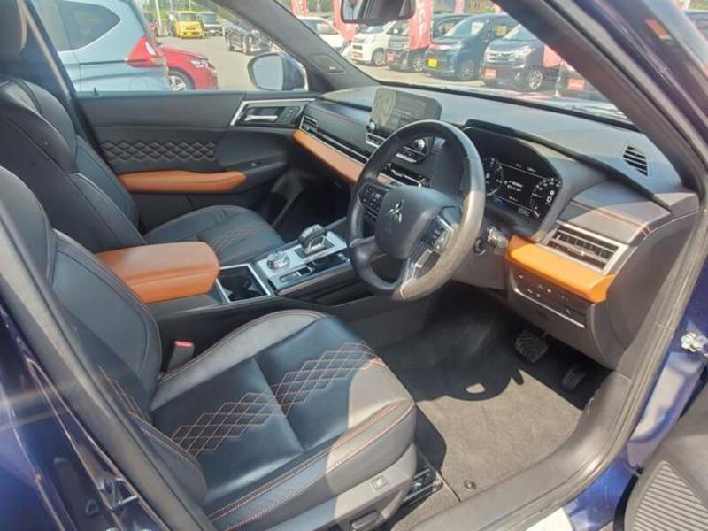 OUTLANDER PHEV