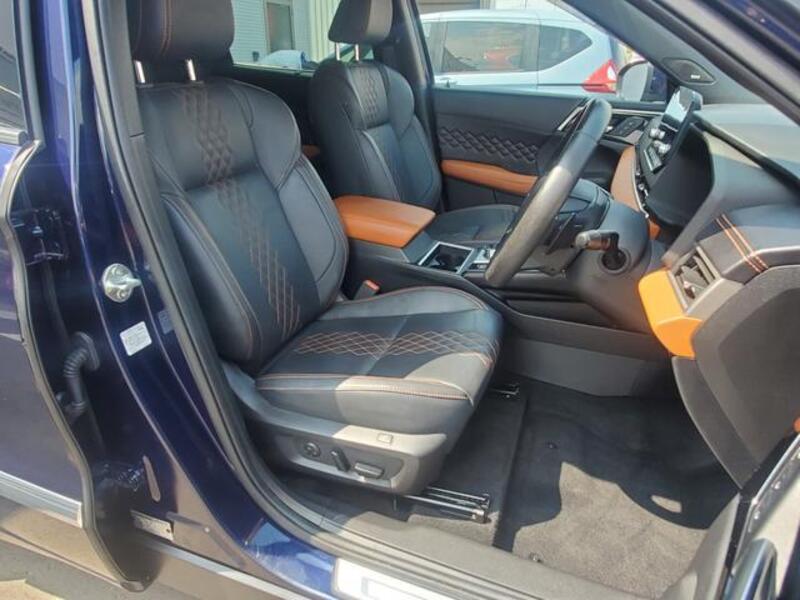 OUTLANDER PHEV