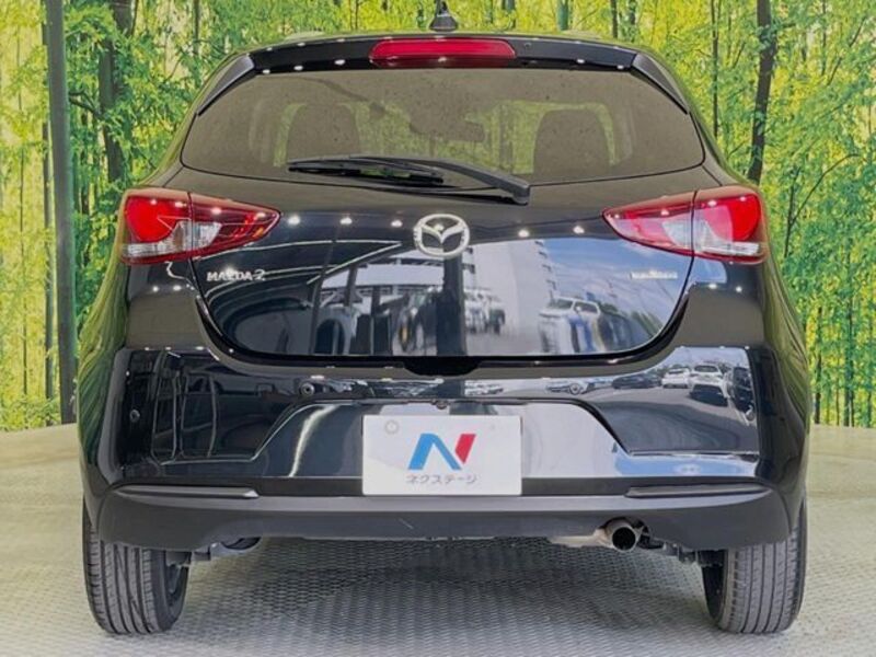 MAZDA2