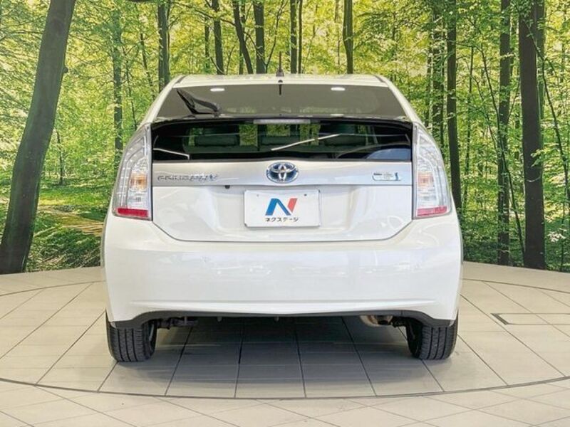 PRIUS PHV