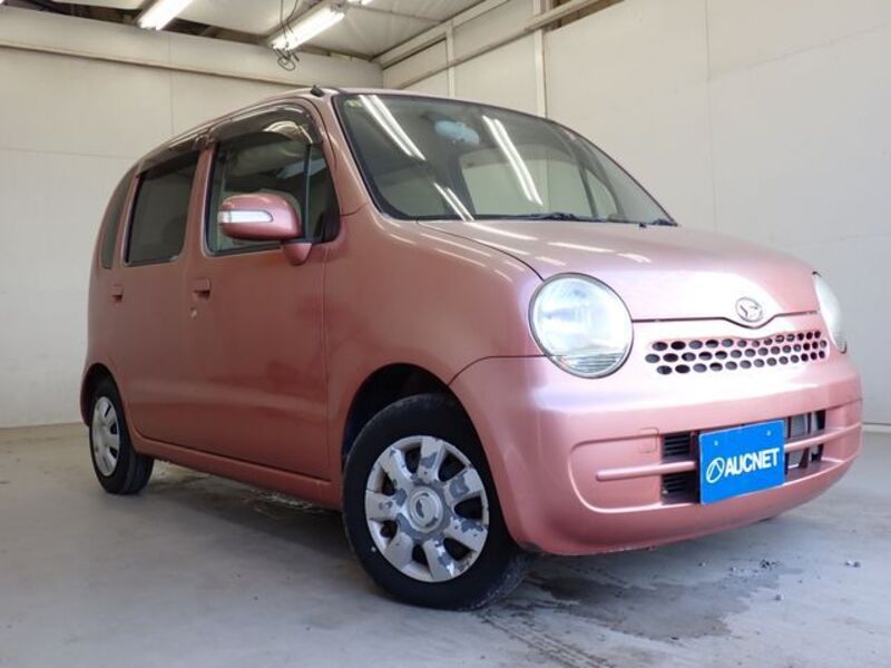 DAIHATSU MOVE LATTE