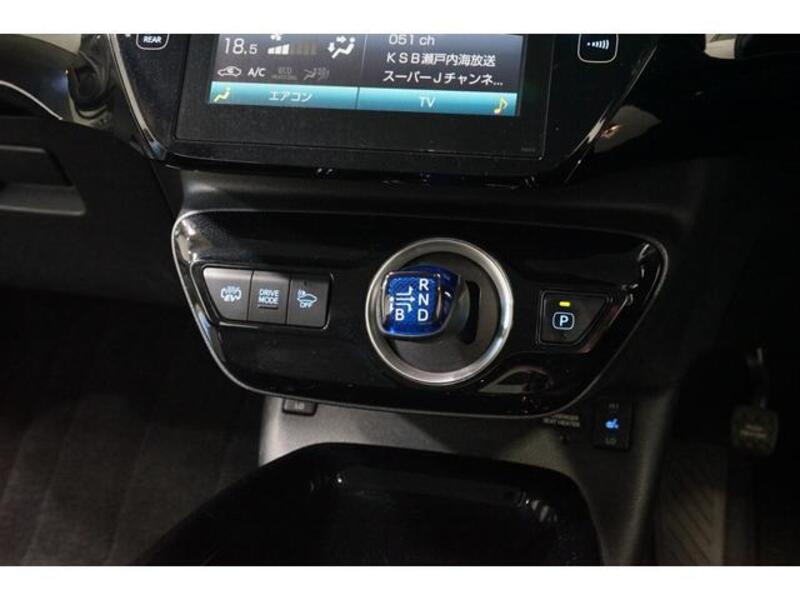PRIUS PHV