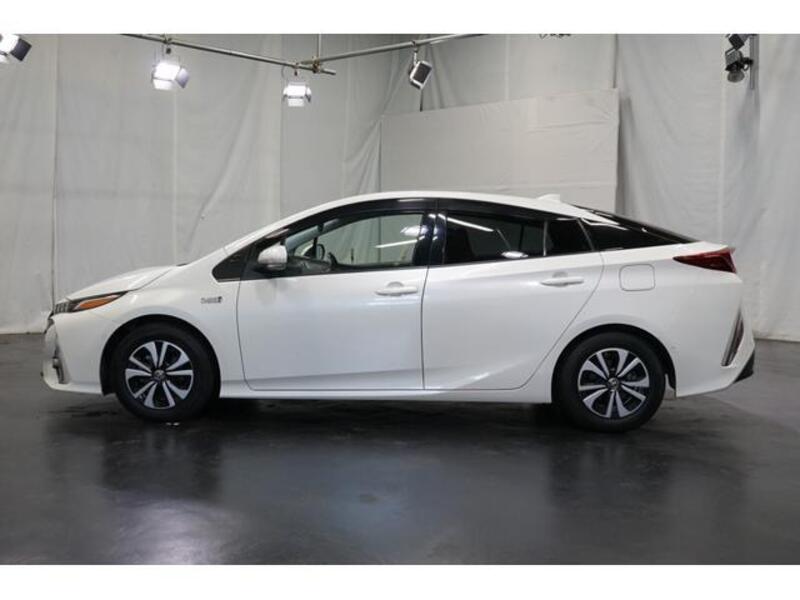 PRIUS PHV
