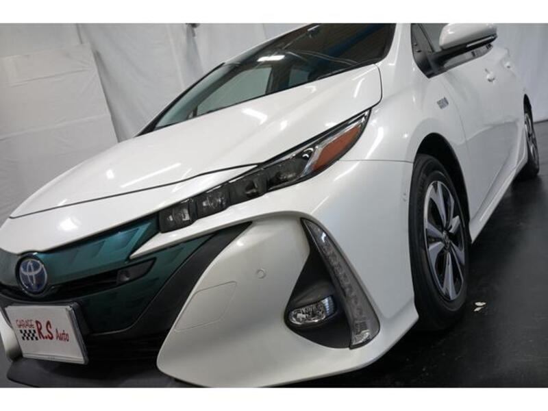 PRIUS PHV