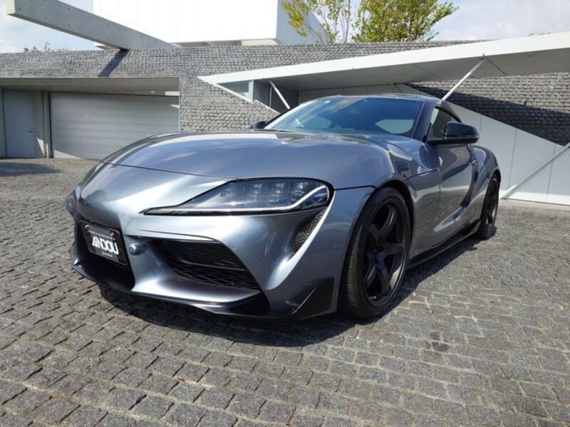 TOYOTA SUPRA