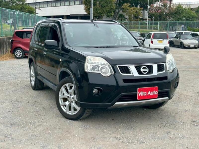 X-TRAIL