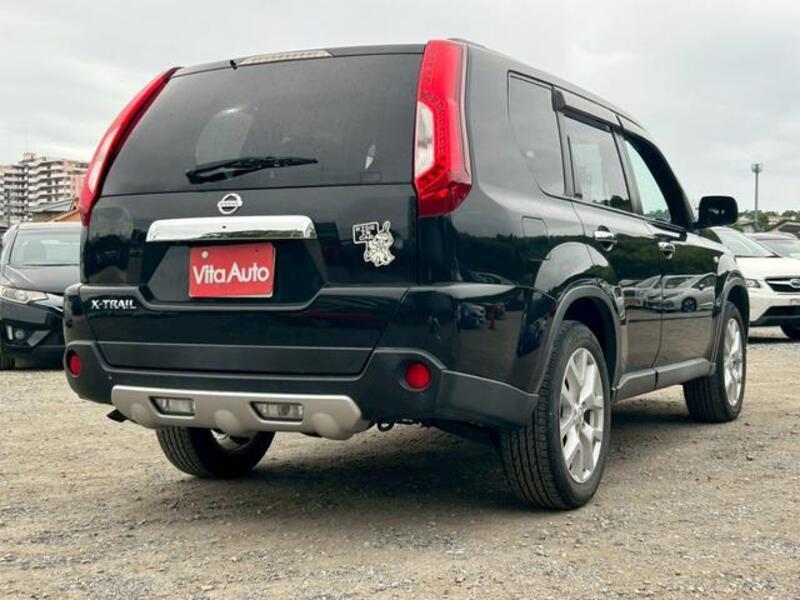 X-TRAIL
