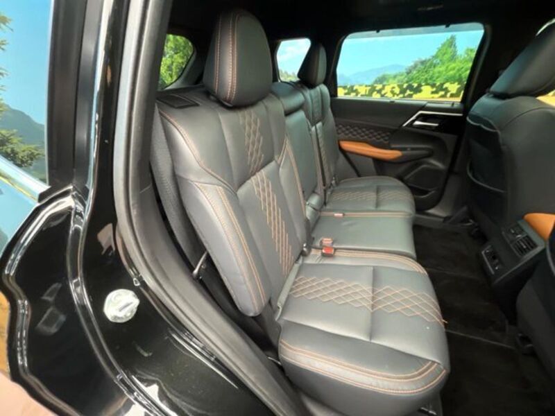 OUTLANDER PHEV