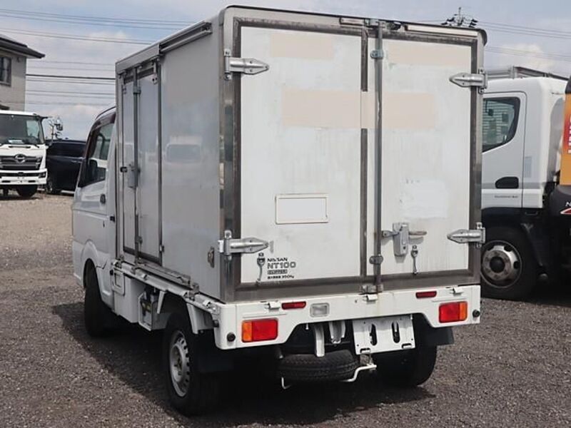 CLIPPER TRUCK