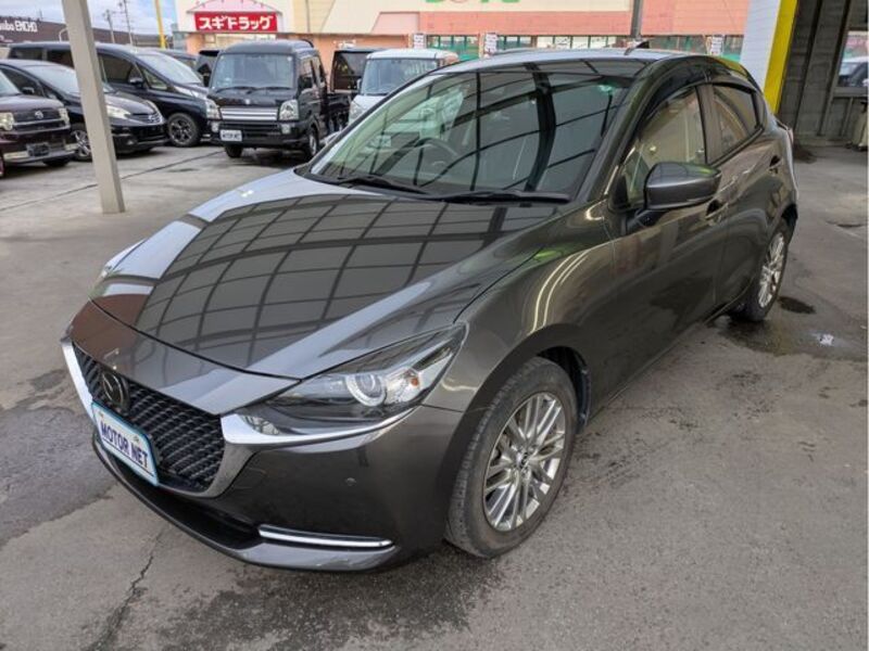 MAZDA2-0