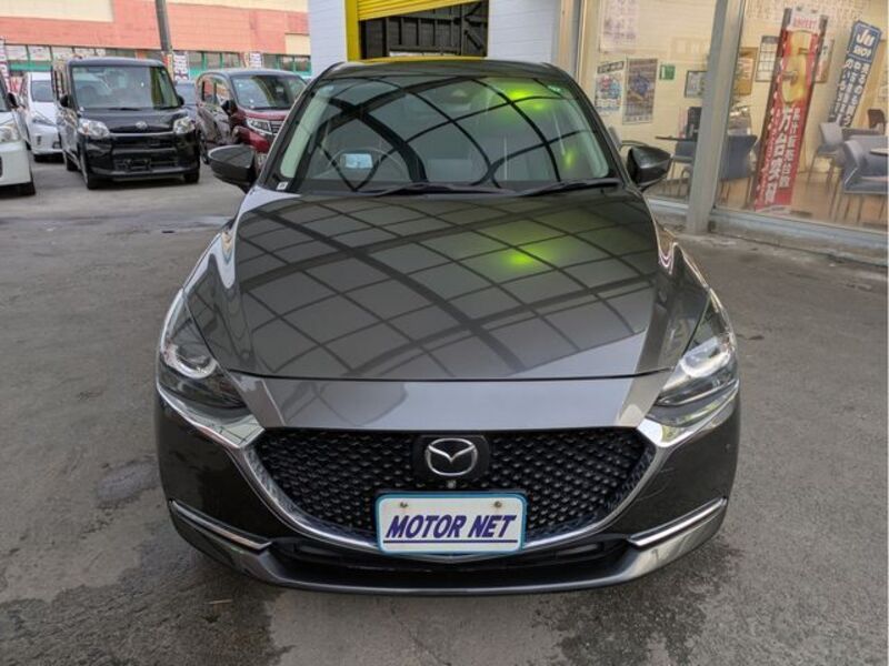 MAZDA2