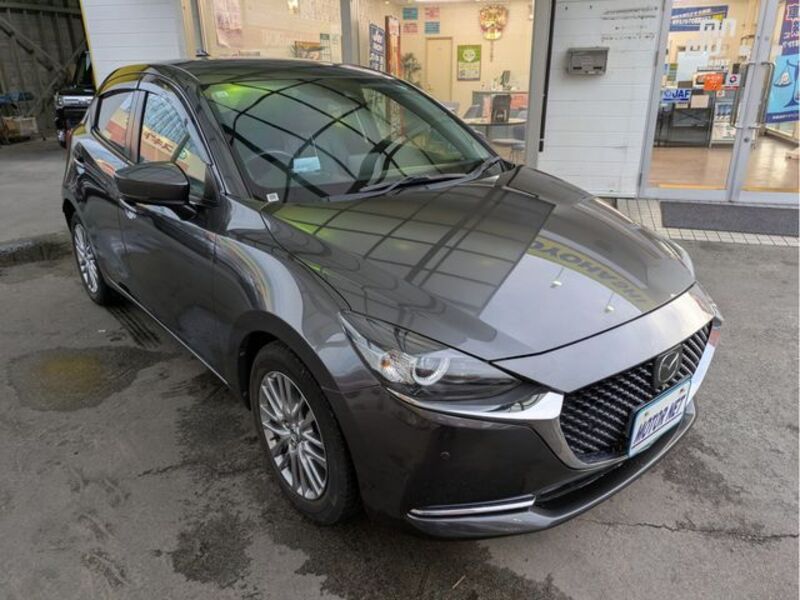 MAZDA2