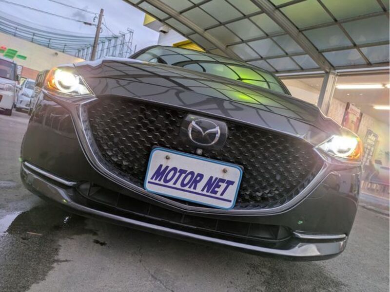 MAZDA2