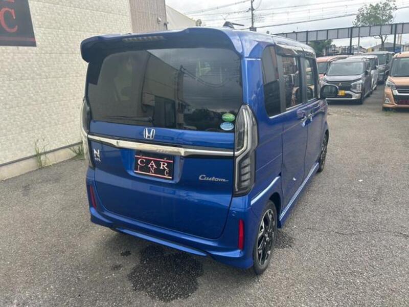 N BOX CUSTOM