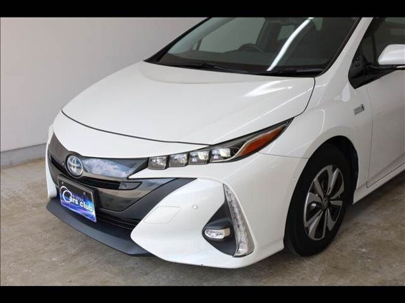 PRIUS PHV
