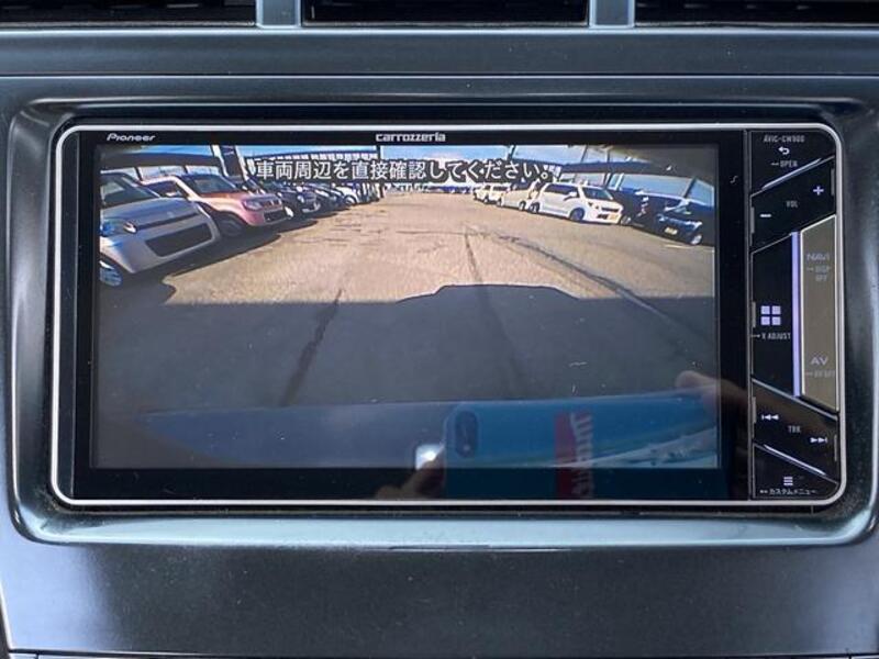 PRIUS ALPHA