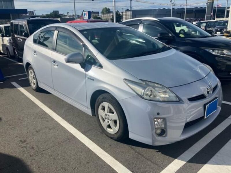PRIUS-0
