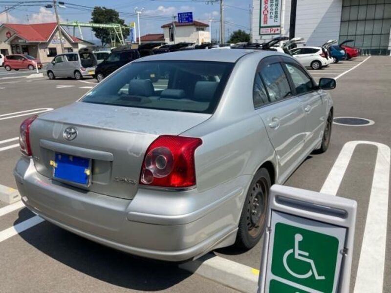 AVENSIS