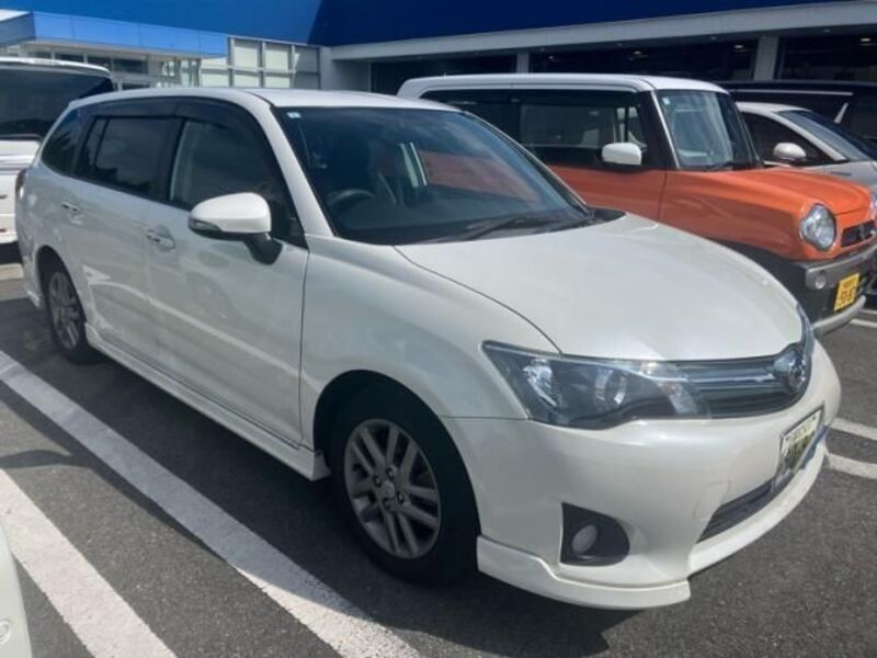 COROLLA FIELDER