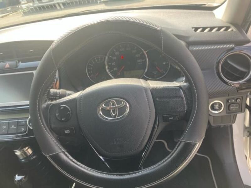 COROLLA FIELDER