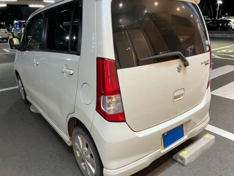 WAGON R