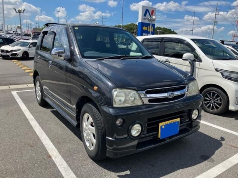 DAIHATSU TERIOS KID