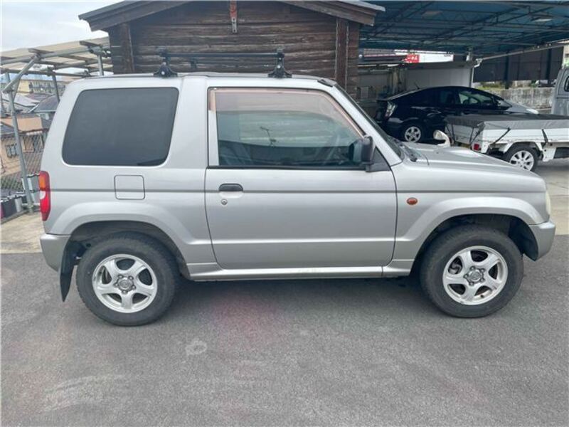 PAJERO MINI