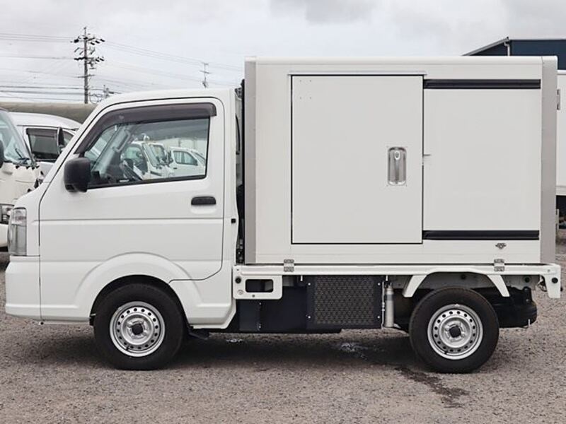 CARRY TRUCK