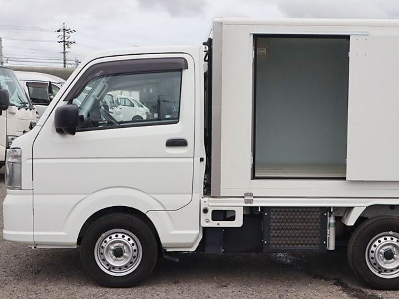 CARRY TRUCK