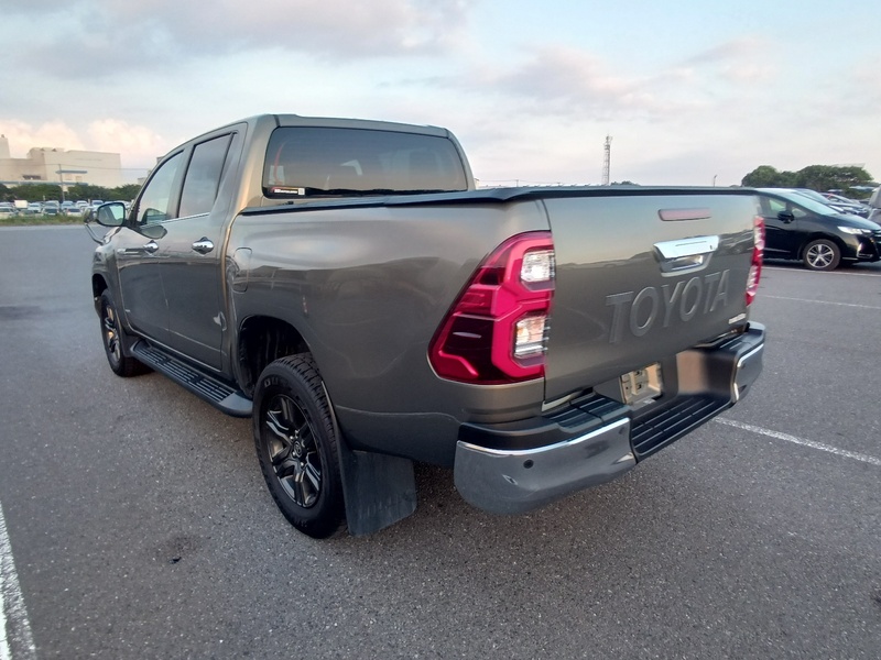 HILUX