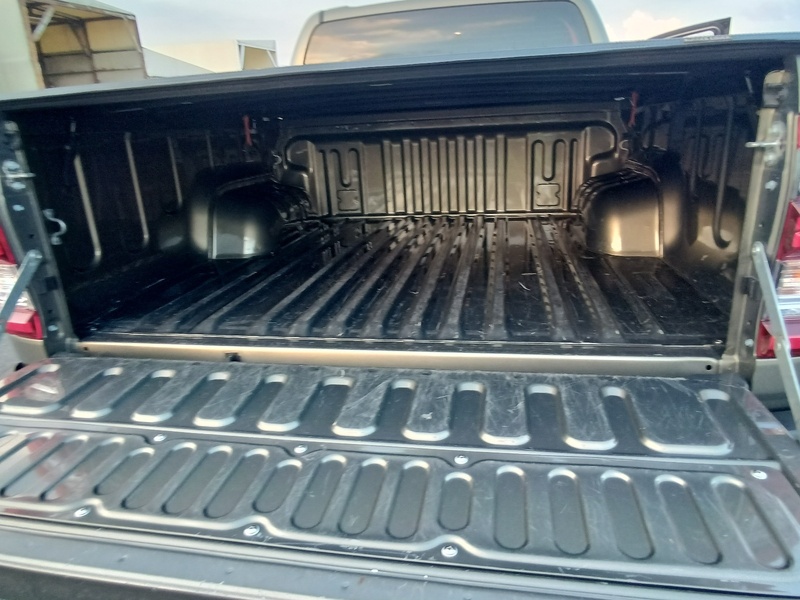HILUX