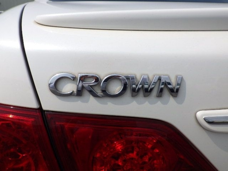 CROWN