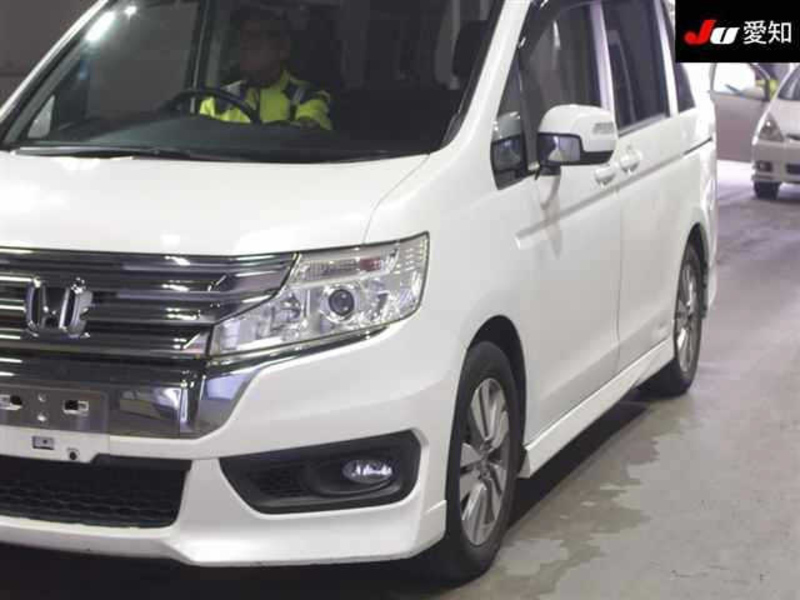 STEP WAGON